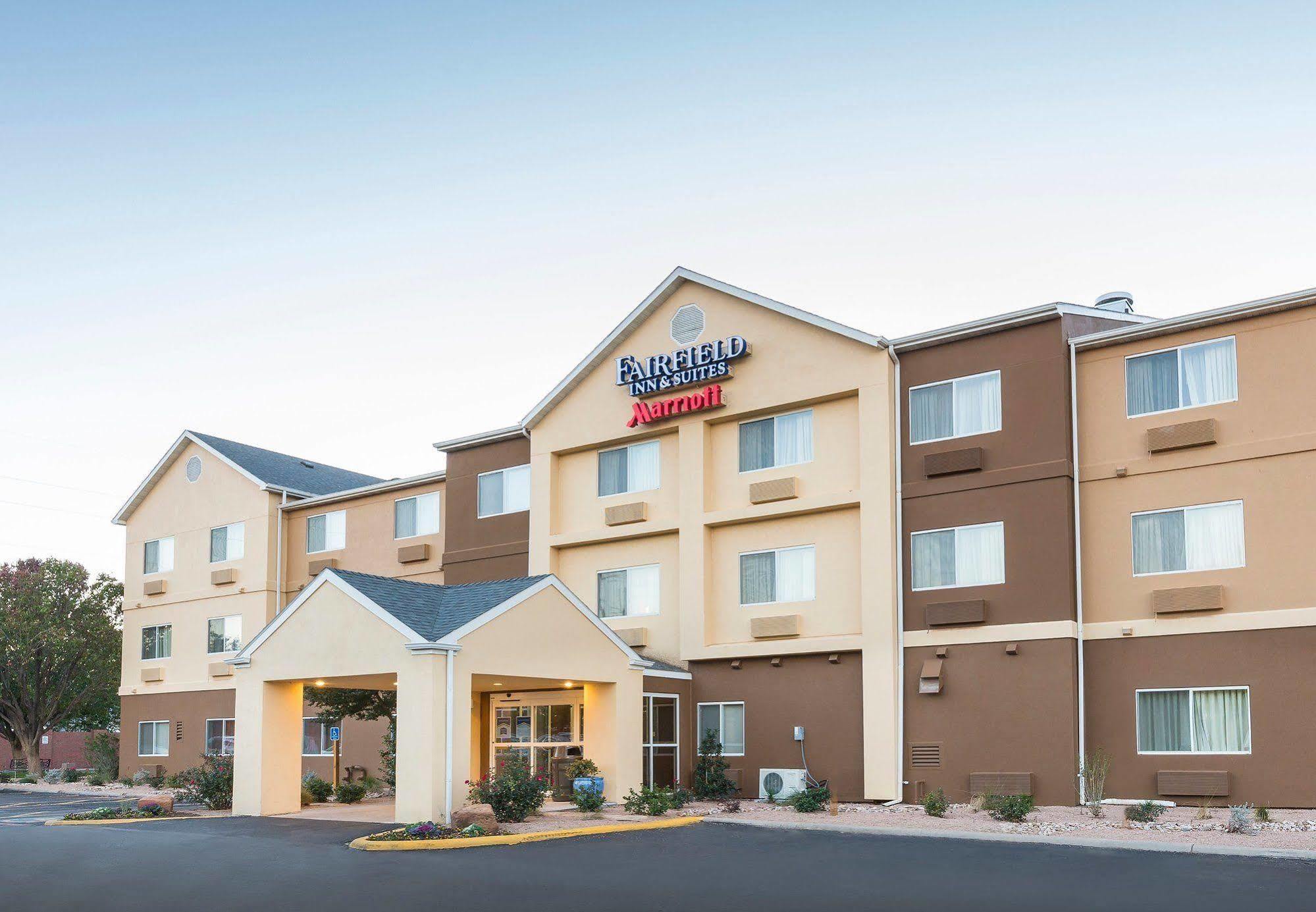 Fairfield Inn & Suites Лаббок Экстерьер фото