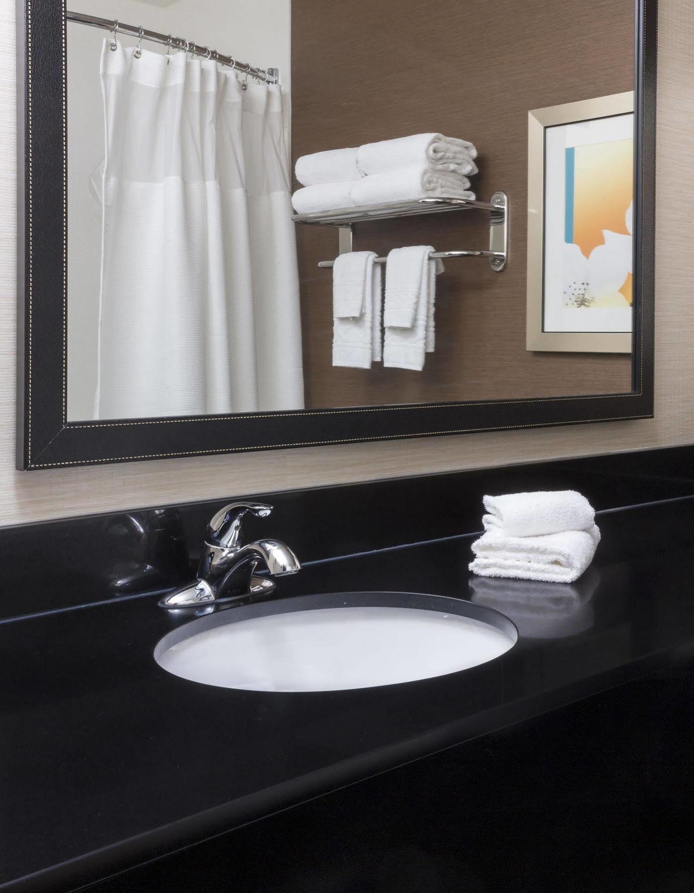 Fairfield Inn & Suites Лаббок Экстерьер фото